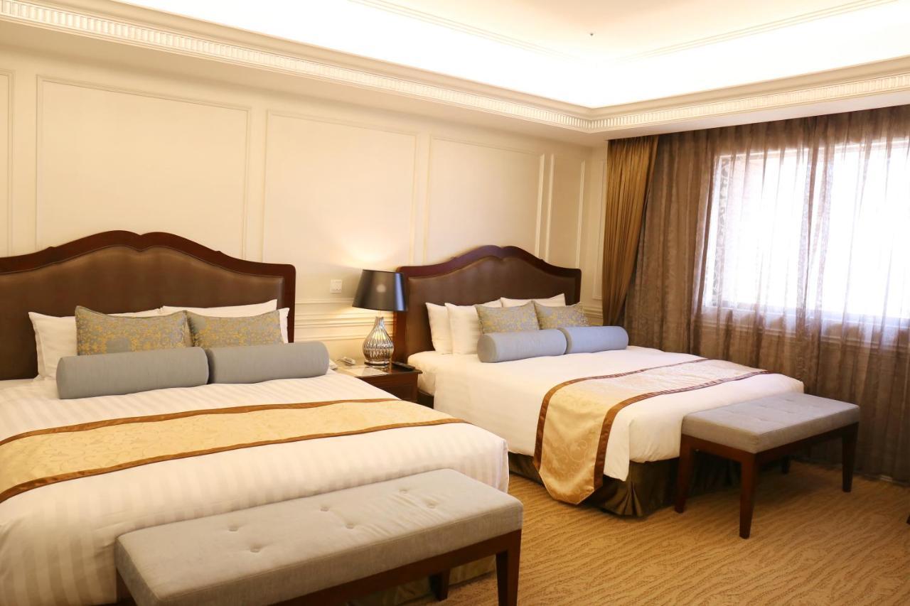 Fushin Hotel - Тайнань Экстерьер фото